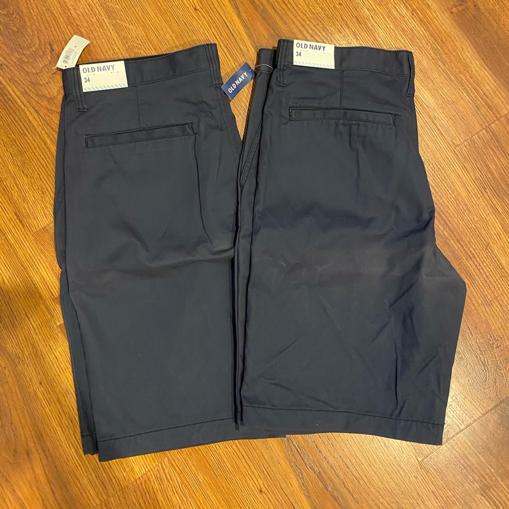 Bundle of NWT Men’s Old Navy Khaki Shorts in Navy Blue Size 34